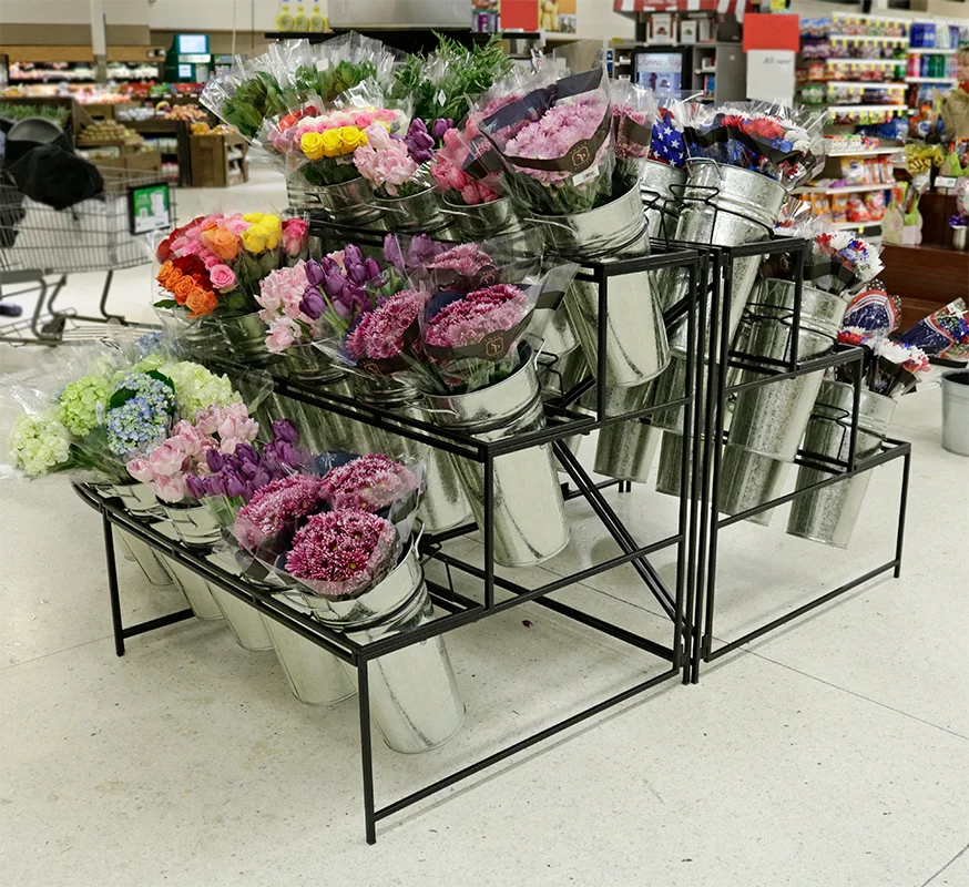 Sleek Island - Silver or Black Metal Buckets