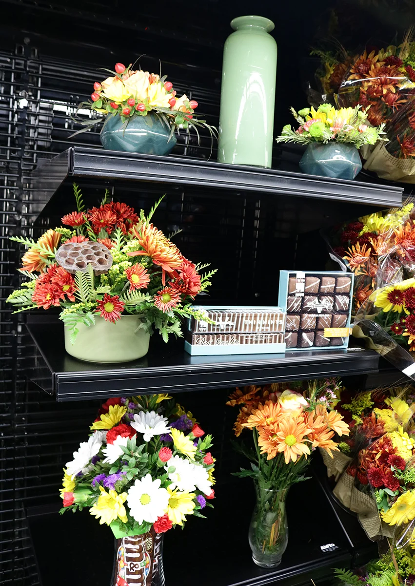 FloralFlex Cross Merchandising Shelf