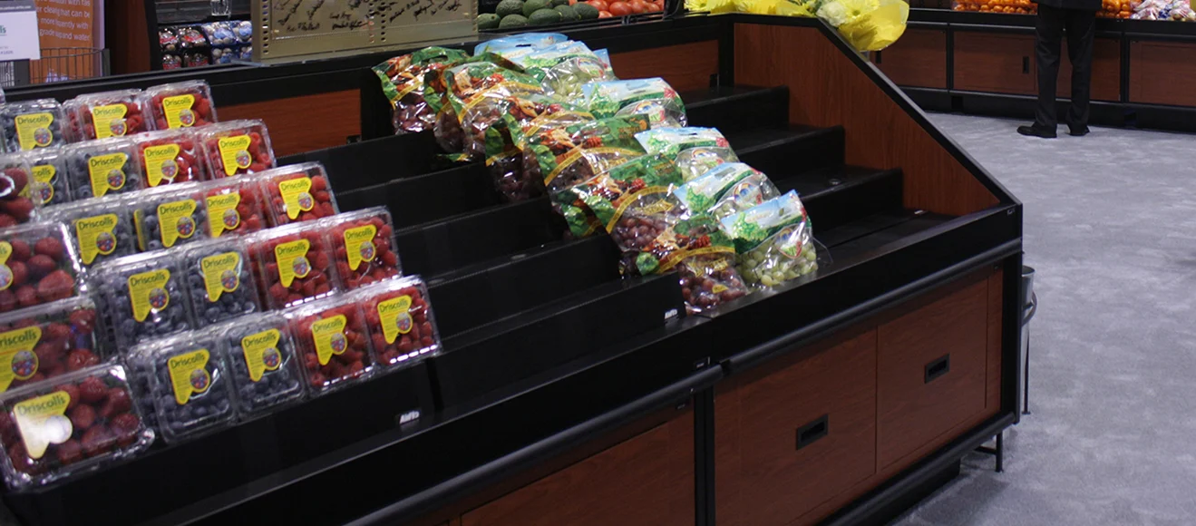 Carlson AirFlo — Merchandising Expertise 6 Step Berry Step Rack for Refrigerated Base and Island Cases