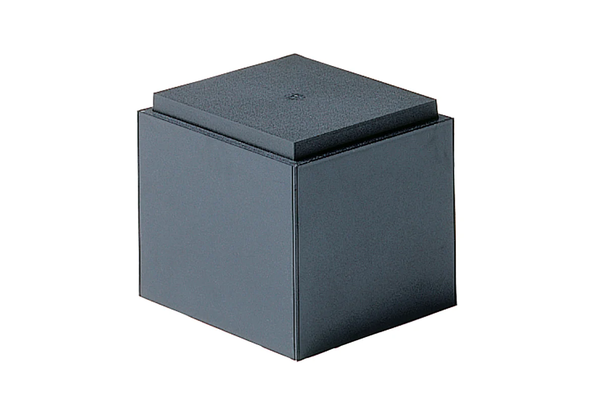 Square Cube Riser